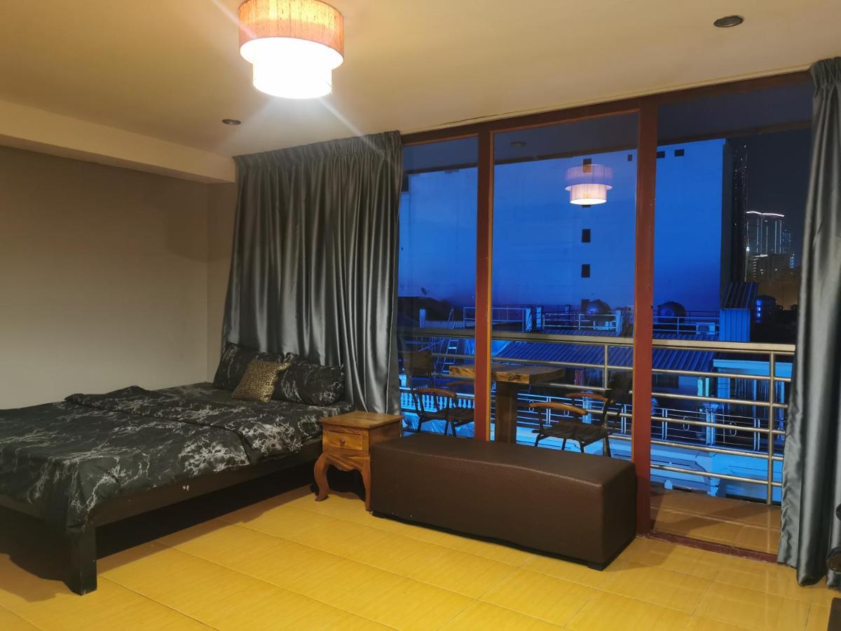 Sovanphum Guesthouse And Restaurant Phnompen Kültér fotó